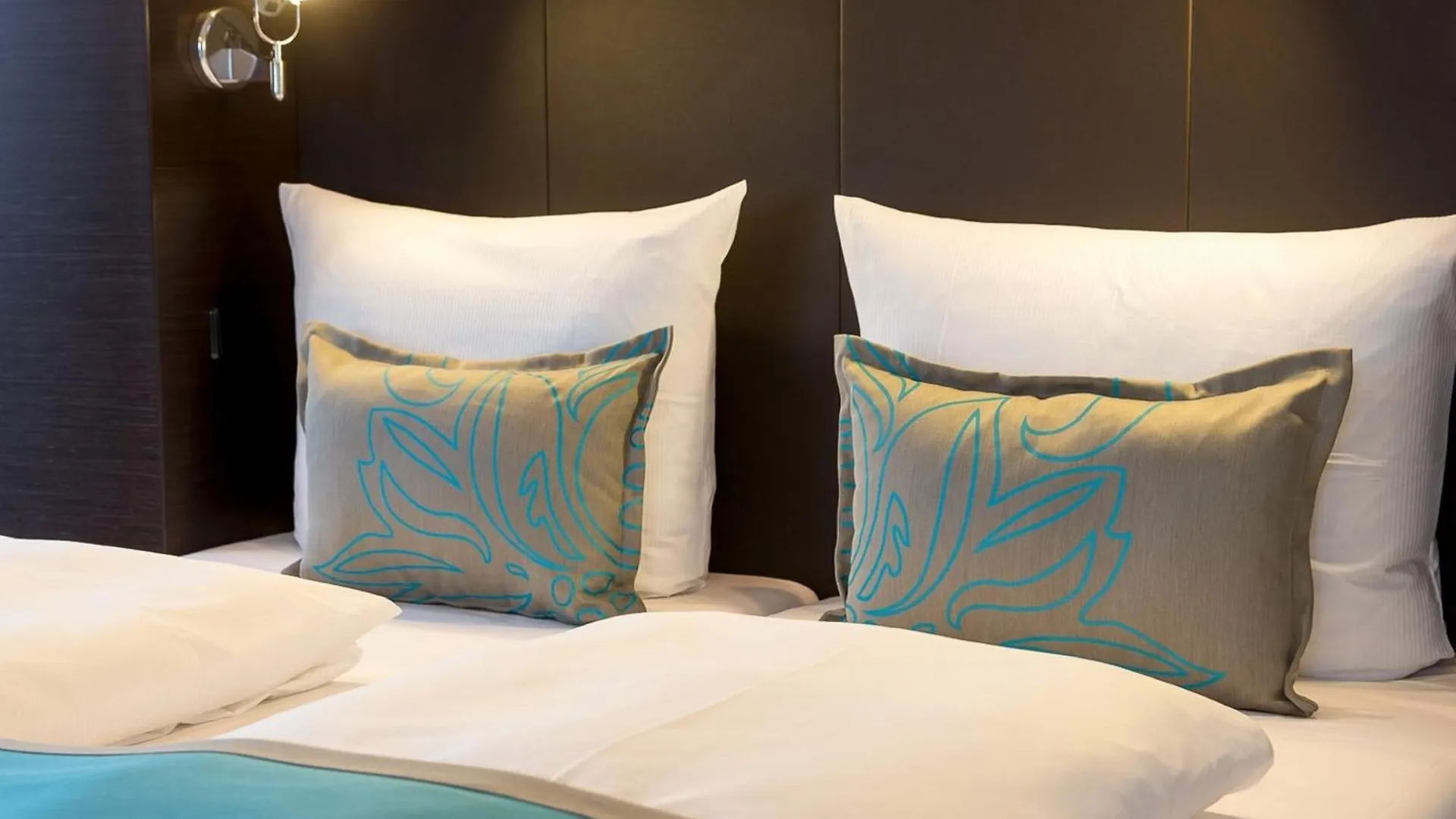 Motel One Berlin-Bellevue 3*, Berlin