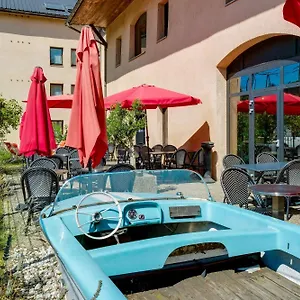 Hotel Sure By Western Annecy